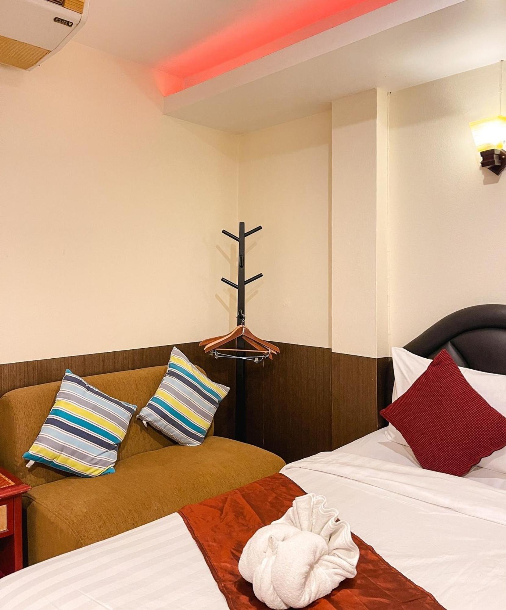 Baik Suite Banguecoque Exterior foto