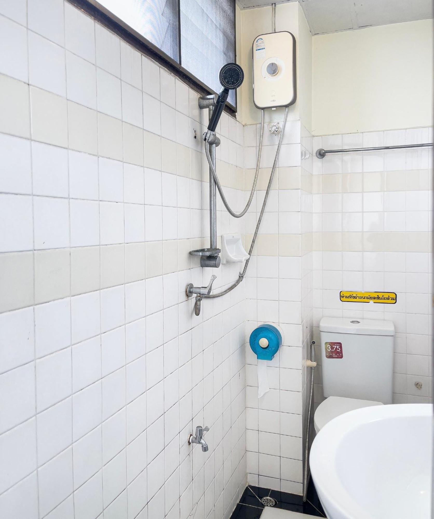 Baik Suite Banguecoque Exterior foto