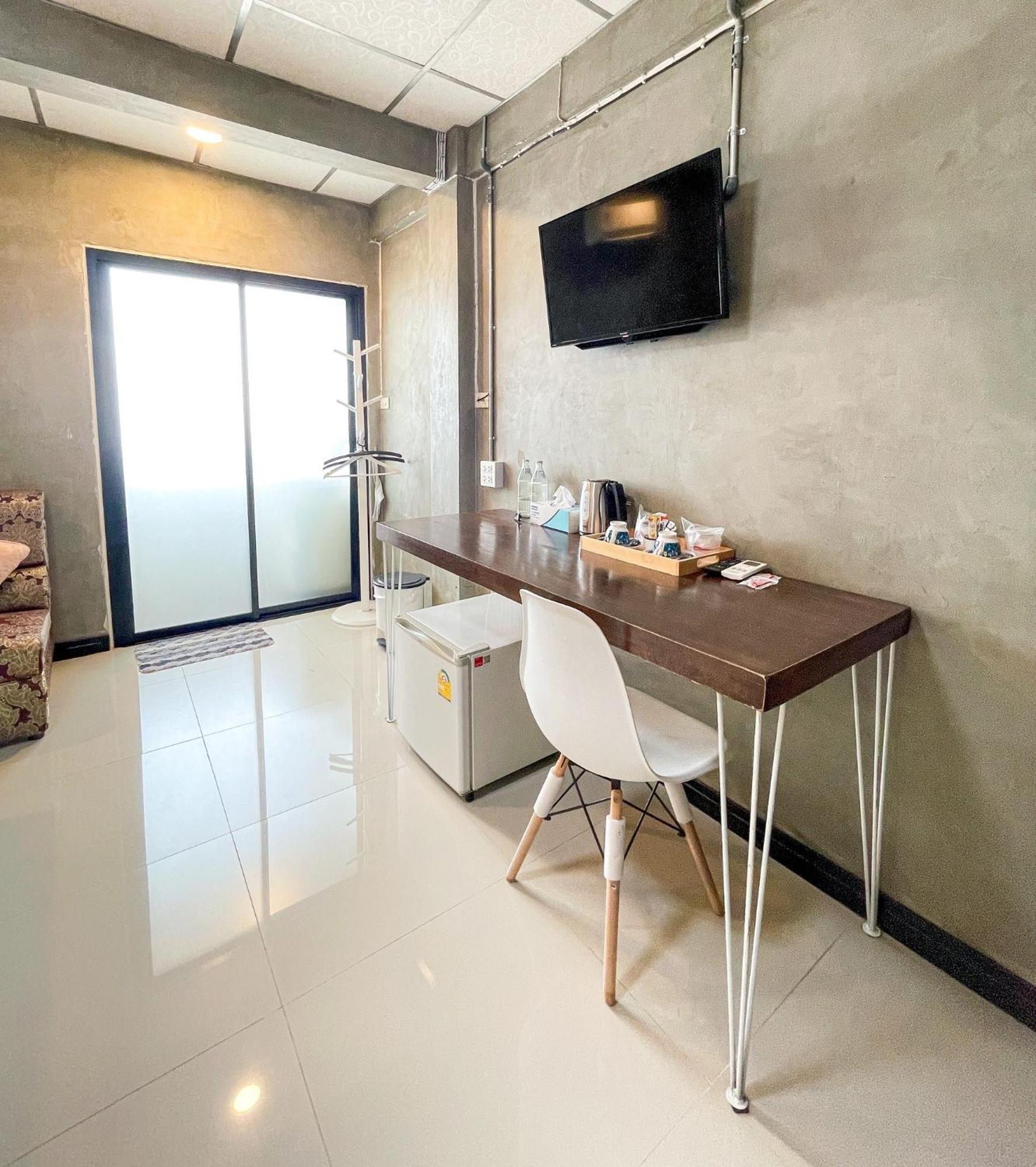 Baik Suite Banguecoque Exterior foto